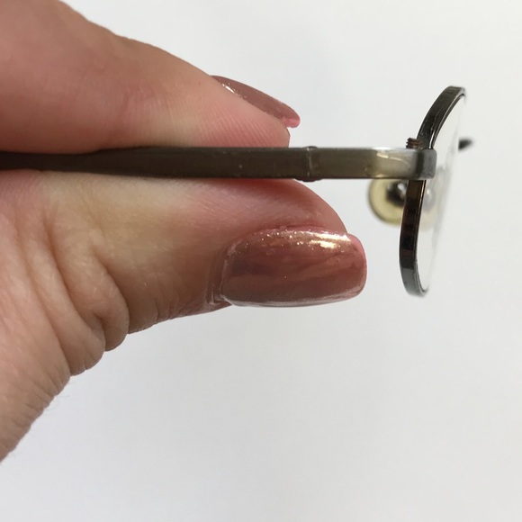 GUESS Prescription Eyeglasses - Picture 7 of 8